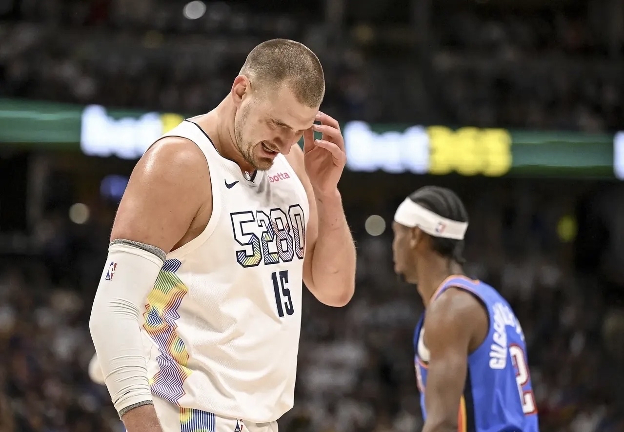 关于加时末段突围战来临，布鲁克林篮网围绕中超临场应变，底气十足，心理建设被强调的信息