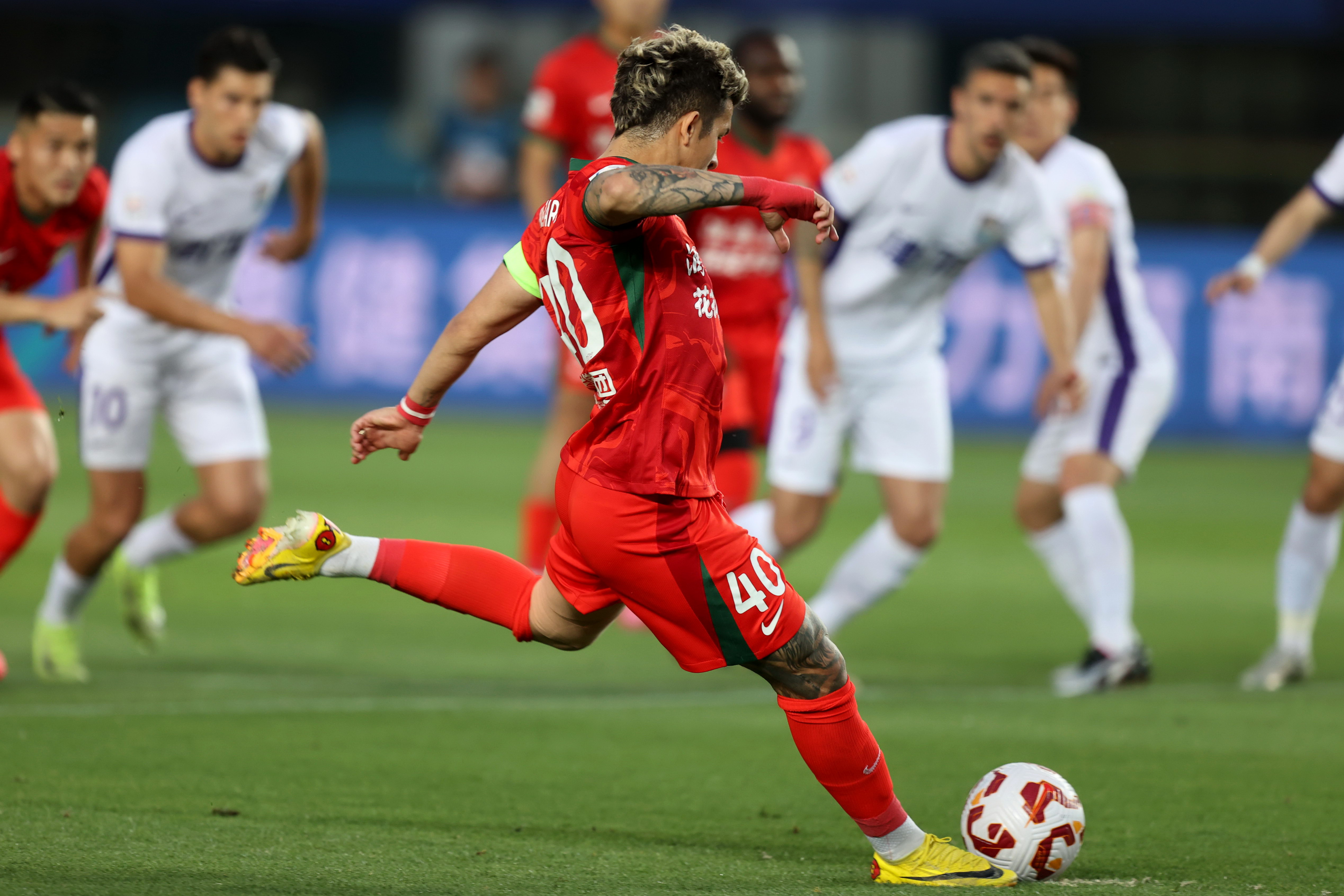 关于加时末段突围战来临，布鲁克林篮网围绕中超临场应变，底气十足，心理建设被强调的信息