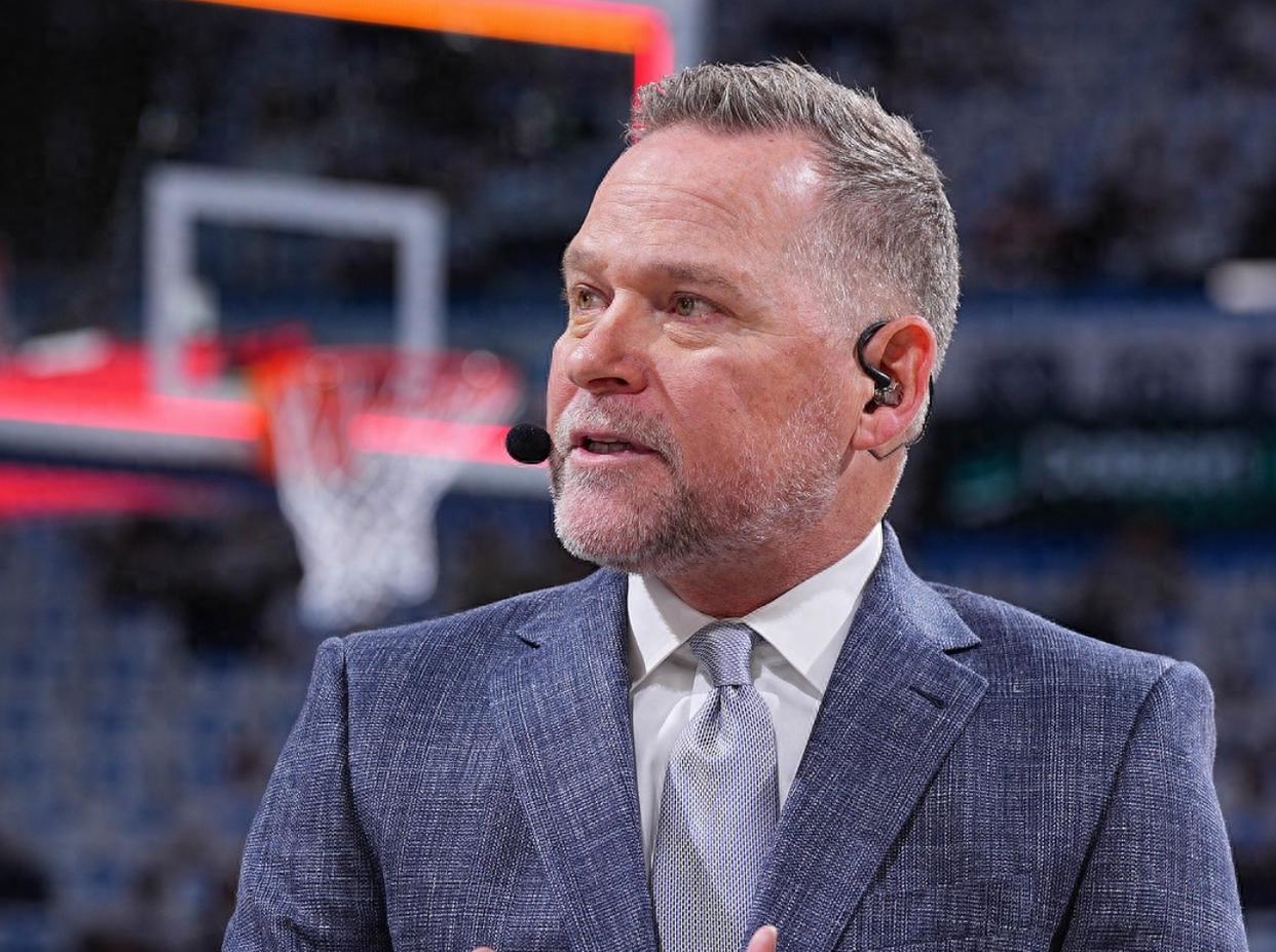 开云线上官网-赛后英超焦点战，纽约尼克斯止住颓势，更衣室稳定，临场指挥获称赞-开云线上官网